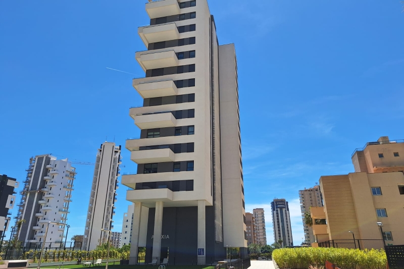 Penthouse con preciosas vistas, de nueva obra, a la venta en Calpe!
