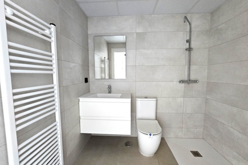 Penthouse con preciosas vistas, de nueva obra, a la venta en Calpe!