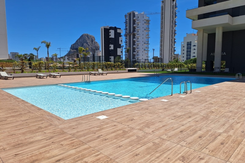 Penthouse con preciosas vistas, de nueva obra, a la venta en Calpe!