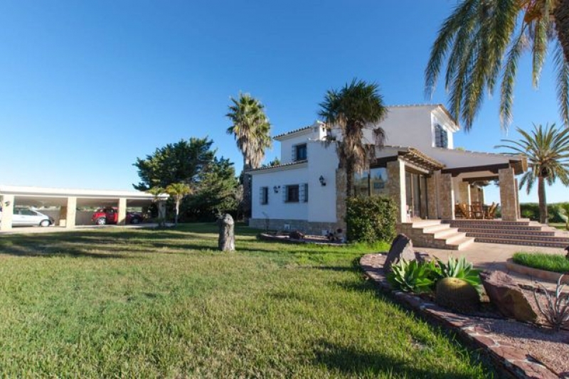 Rustic Finca en Venta en Benissa