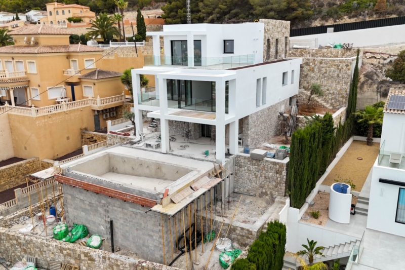 Preciosa villa con espectaculares vistas, de nueva obra a la Venta, en Calpe! 