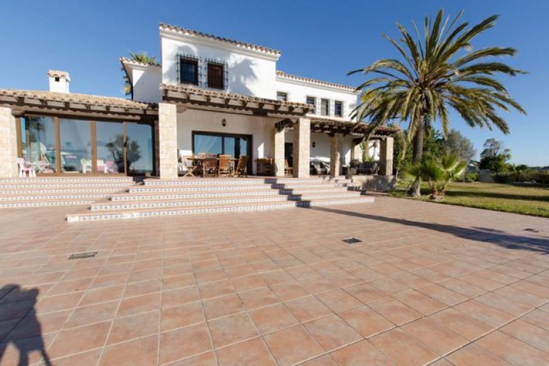 Rustic Finca en Venta en Benissa