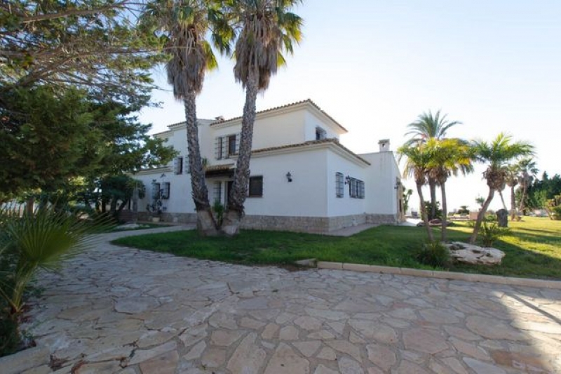 Rustic Finca en Venta en Benissa