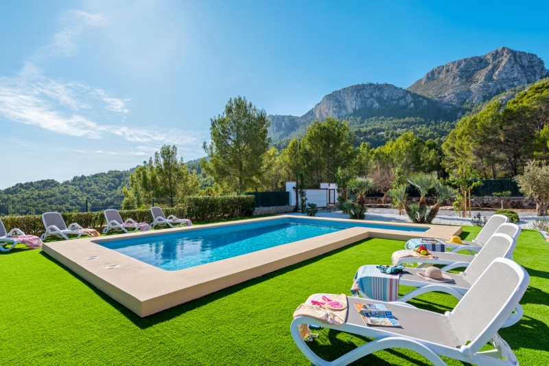Rustic Finca en Venta en Calpe