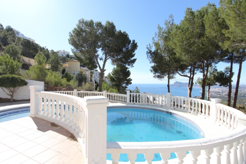 Villa for Sale in Altea