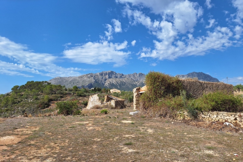 Rustic Finca en Venta en Benissa