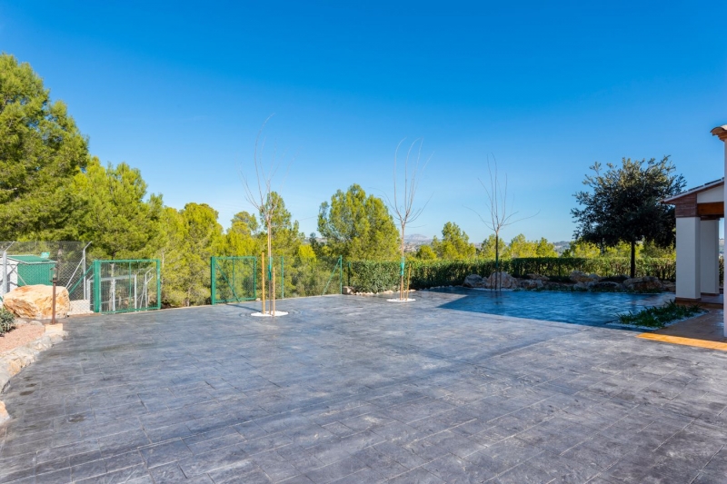 Rustic Finca en Venta en Calpe