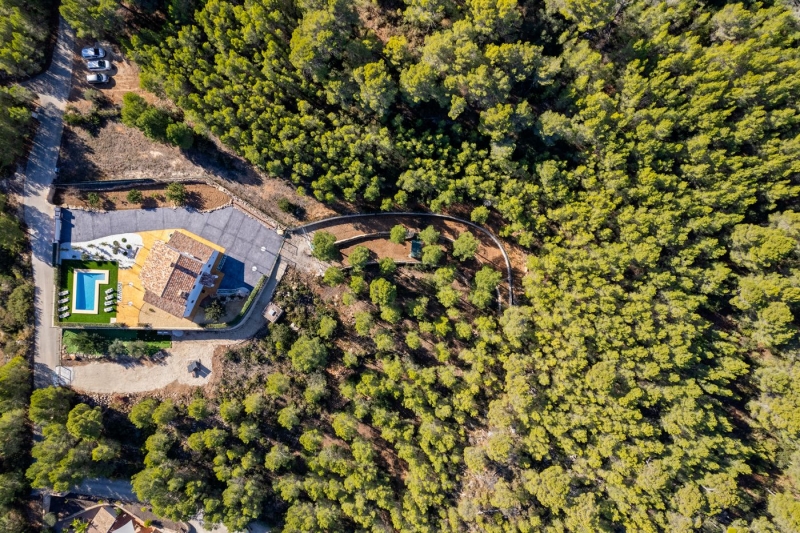 Rustic Finca en Venta en Calpe