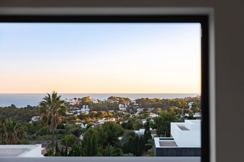 MORAIRA - Espectacular villa de estilo mediterráneo a la venta, lista para entrar a vivir!