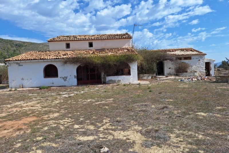 Rustic Finca en Venta en Benissa
