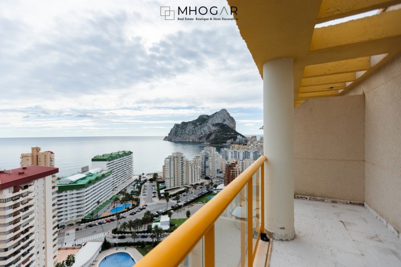 Calpe - Duplex Penthouse with Stunning Panoramic Views!