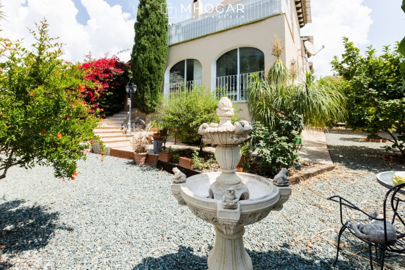Calpe- ¡Casa adosada muy acogedora y con magníficas vistas, nueva a la venta!