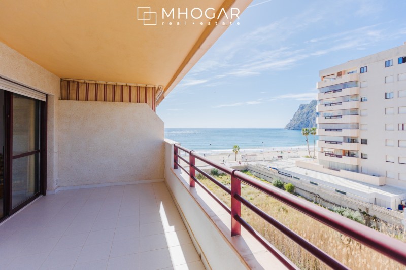 Calpe - Nice and cozy apartment on the beachfront for sale!